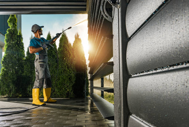 Best Gutter Cleaning and Brightening in Fox Crossing, WI